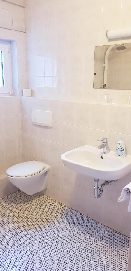 Hotel Baeren Leimen  Bagian luar foto